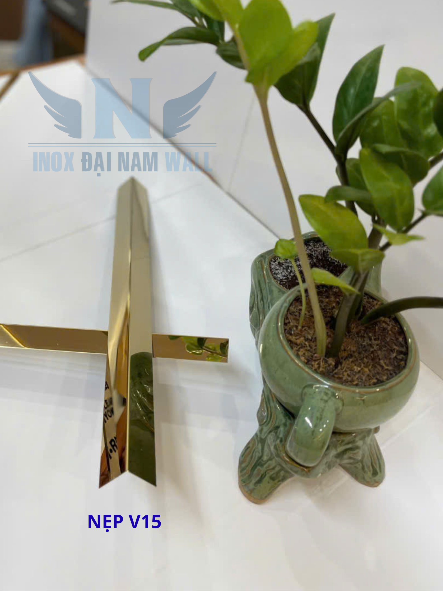 Nẹp V inox vàng tham khảo cho đường hoàn thiện