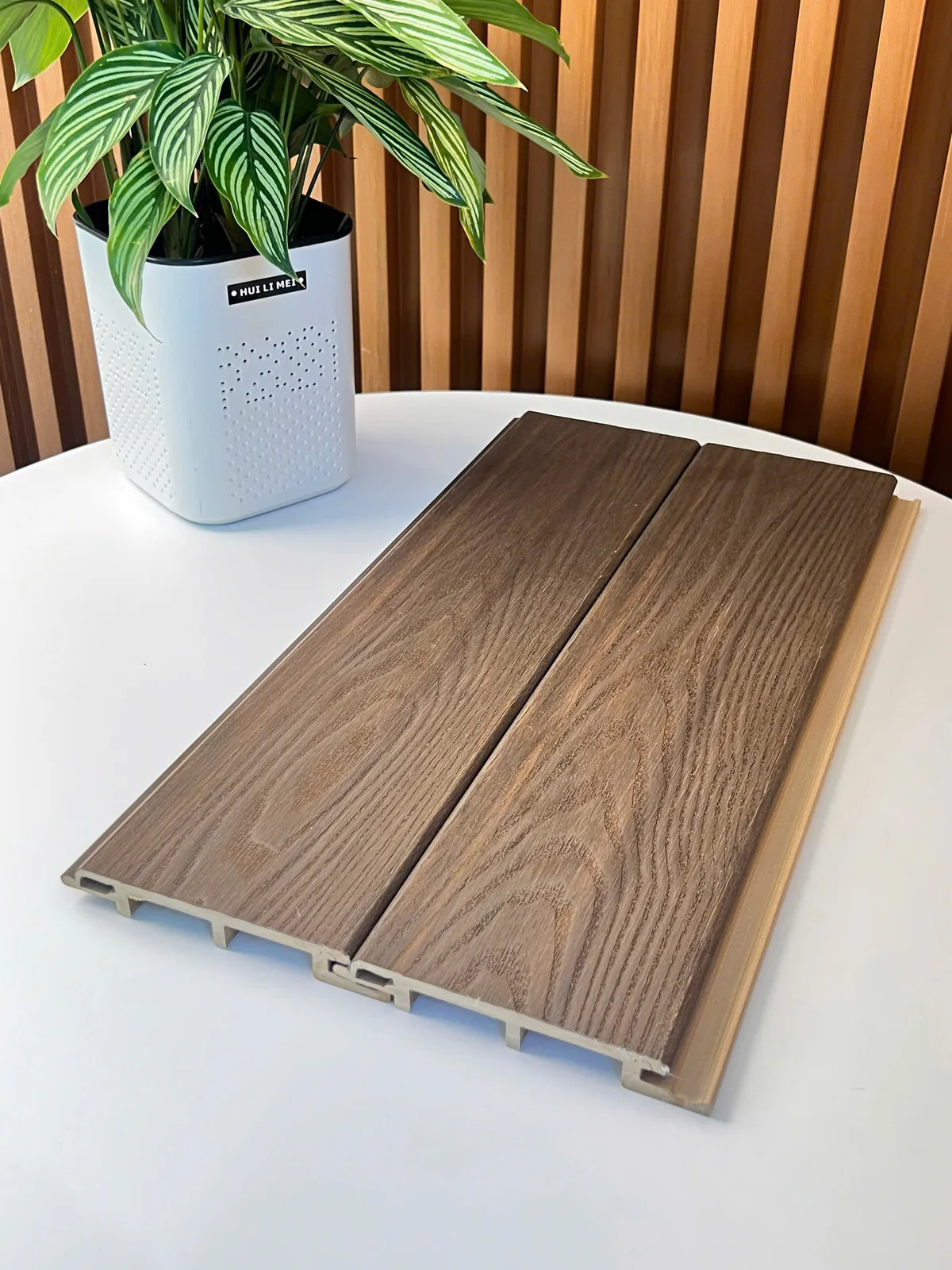 Ảnh sản phẩm tấm ốp 1 sóng phủ ASA quy cách 118 × 16 × 3.000 mm
