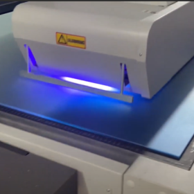 IN UV TRÊN KÍNH CƯỜNG LỰC 3D