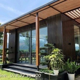 Lam gỗ nhựa ngoài trời và các ứng dụng thực tế trong trang trí ngoại thất Lam gỗ nhựa ngoài trời và các ứng dụng thực tế trong trang trí ngoại thất