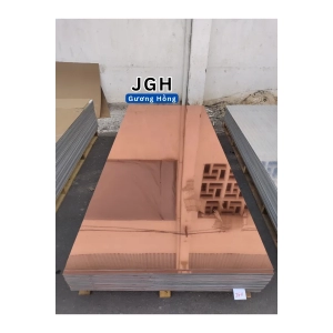 Tấm Ốp Than Tre – Gương Hồng